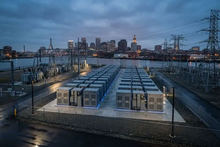 Flatiron Energy Secures $850M for 1,200 MWh Boston Battery Project