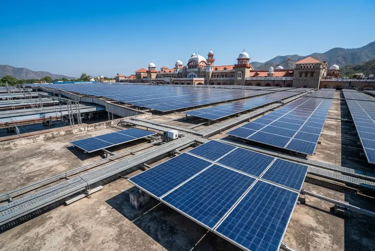 Northern Railway Jammu Division Expands Solar Capacity to 2.55 MW