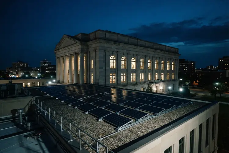 Richmond Council Rejects Rooftop Solar Deal in Narrow 4-5 Vote