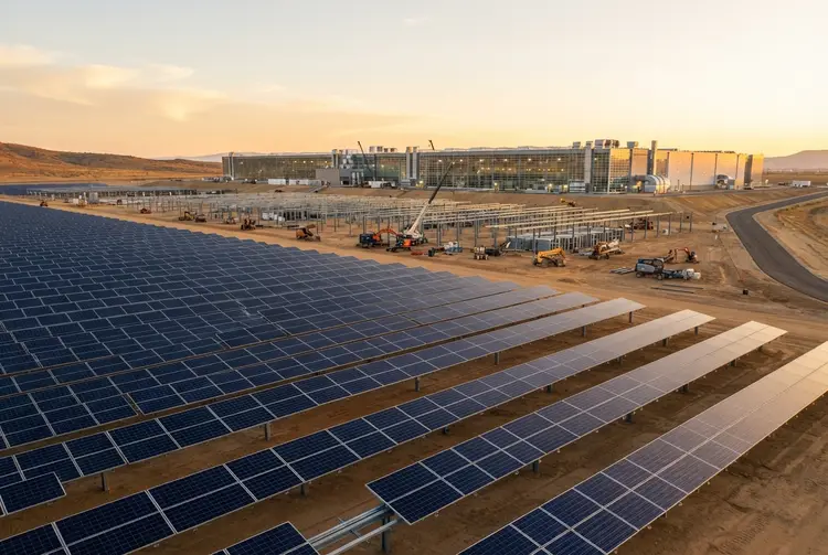 Solar Energy Weekly: Key Market Developments and Industry Trends