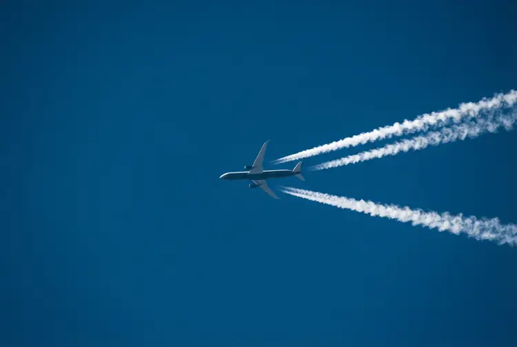 Tackling aircraft contrails could delay aviation climate impact by decade