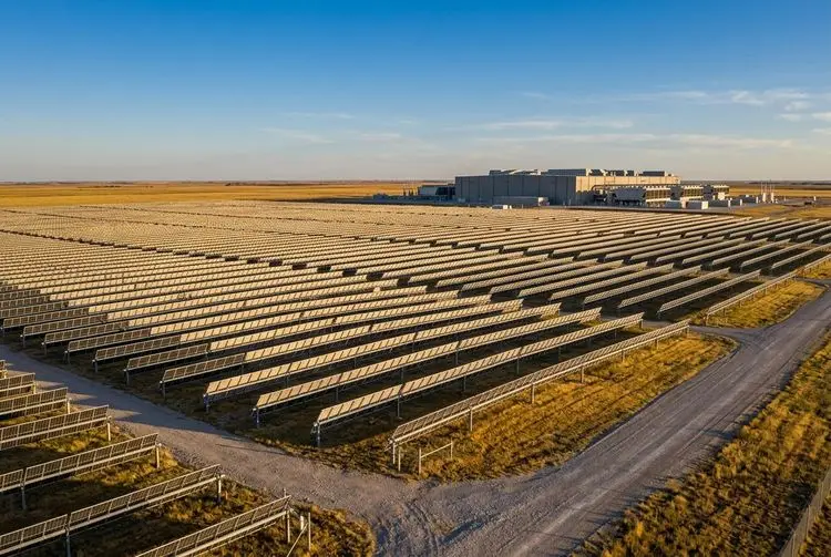 U.S. Solar Market in 2026: AI Deals, Soft Costs and HOA Barriers