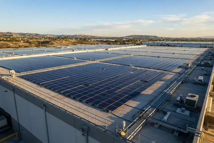 USPS expands solar PPAs during Energy Action Month push